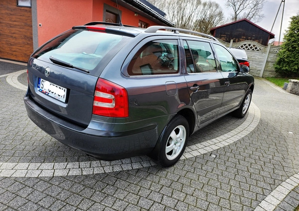 Skoda Octavia cena 17900 przebieg: 265000, rok produkcji 2009 z Poręba małe 67